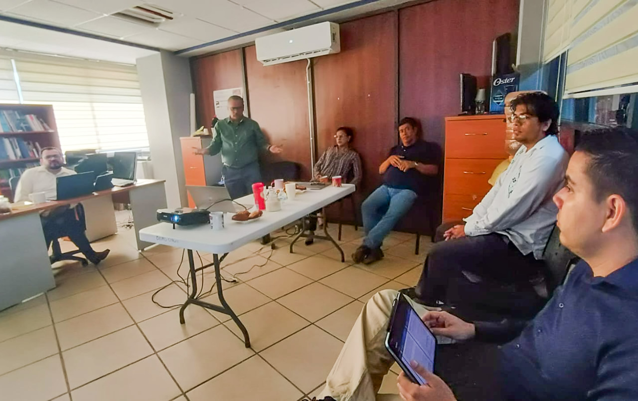 El pasado miércoles 19 de marzo, llevamos a cabo una reunión de trabajo para generar propuestas que fortalezcan el modelo educativo de nivel medio superior.